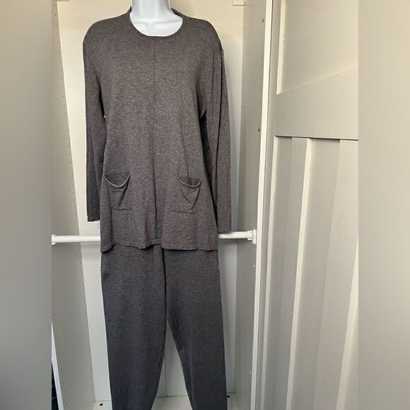 Eternelle Bamboo Crew Neck Top & Pants - Picture 1 of 10